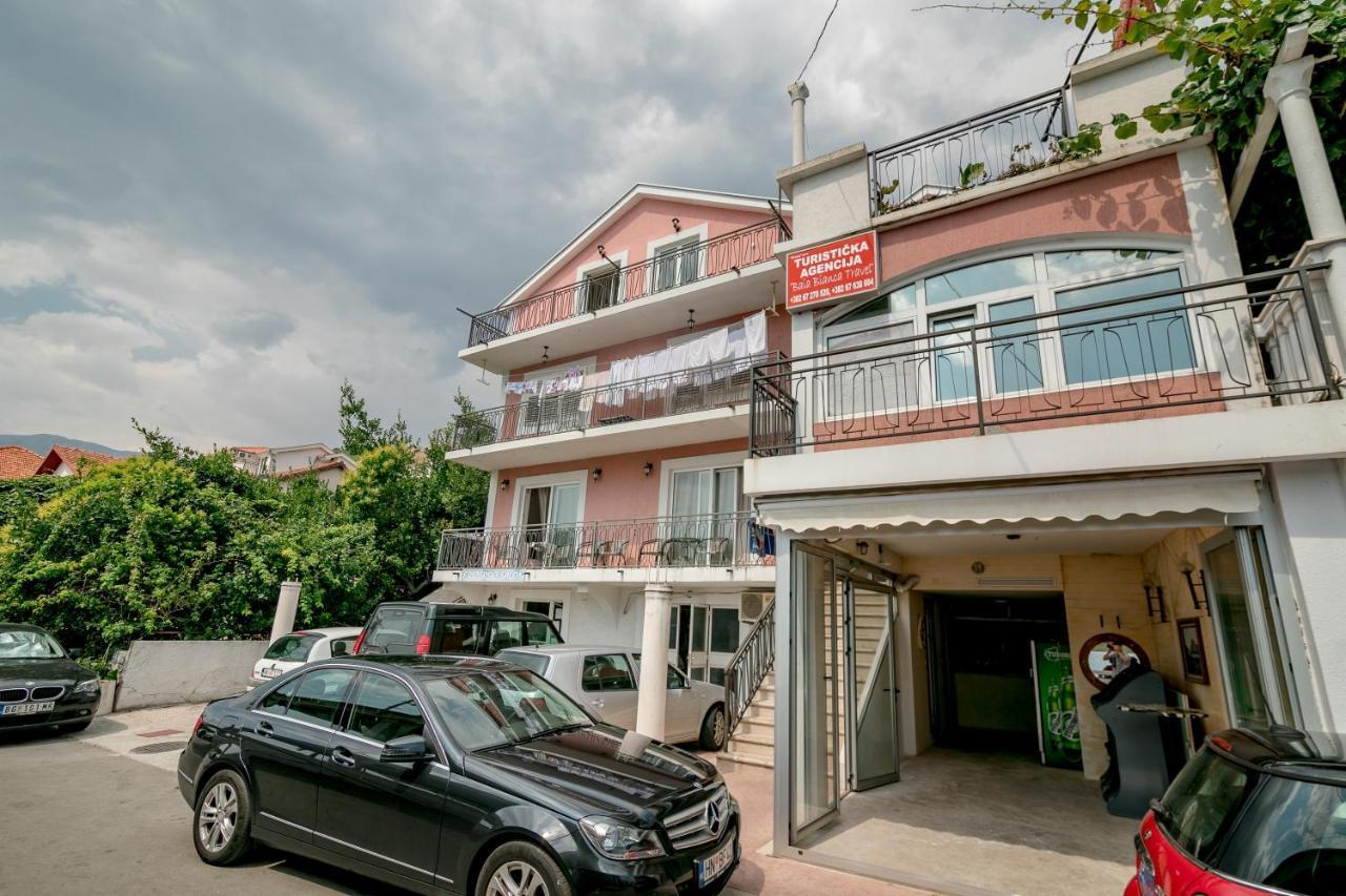 Apartments Milanovic Herceg Novi Bagian luar foto