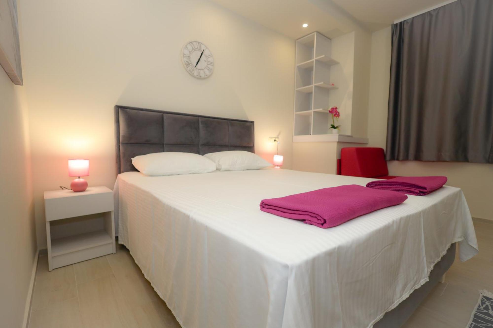 Apartments Milanovic Herceg Novi Bagian luar foto